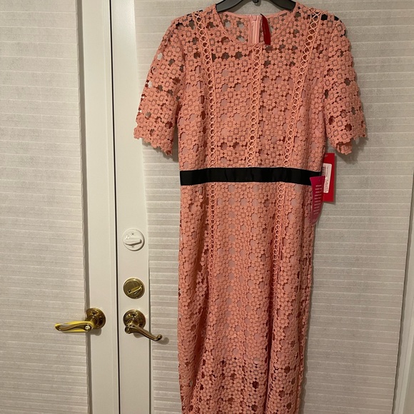 NWT Carmen Marc Valvo Infusion Pink cut-out long Dress with black ribbon waist - Picture 1 of 9
